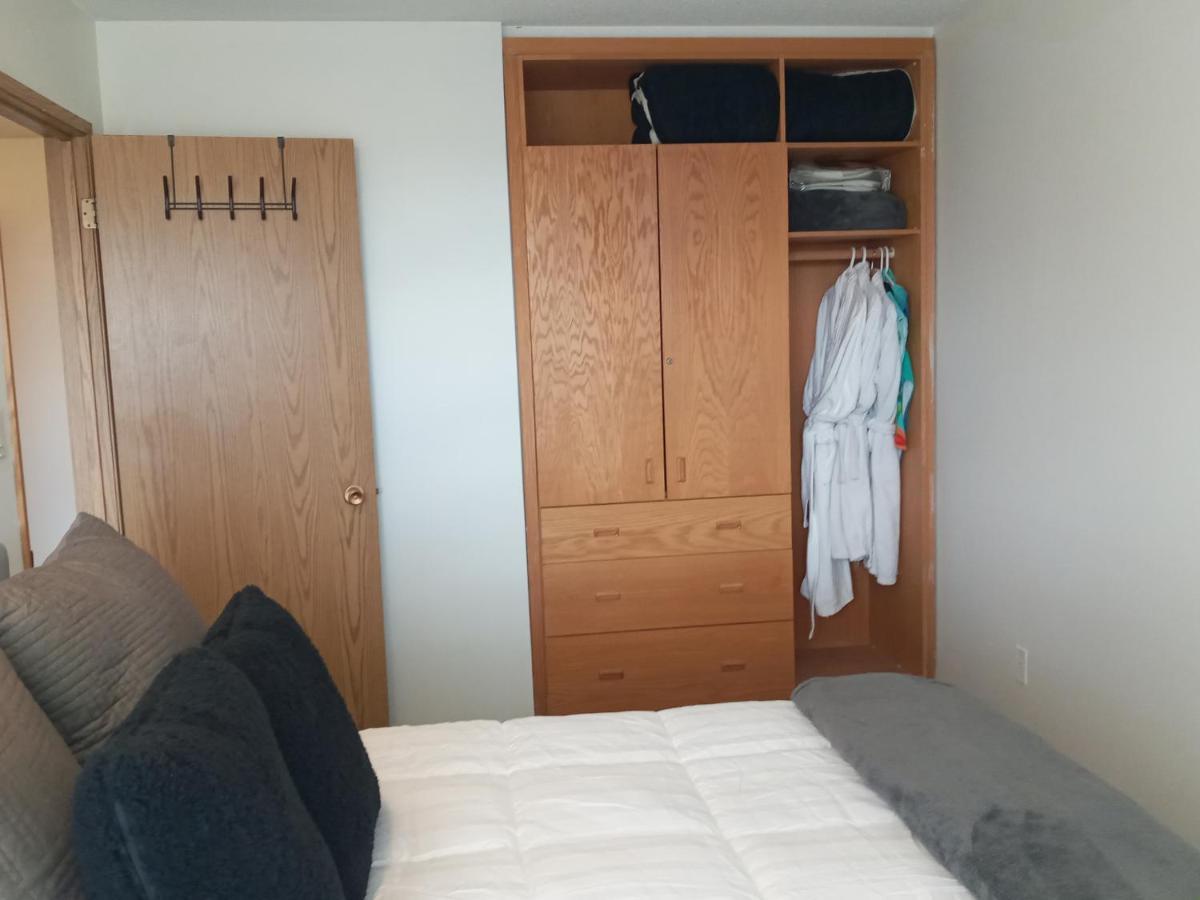 Village Center 2 Bedroom Condo Big White Ski Resort Exterior photo