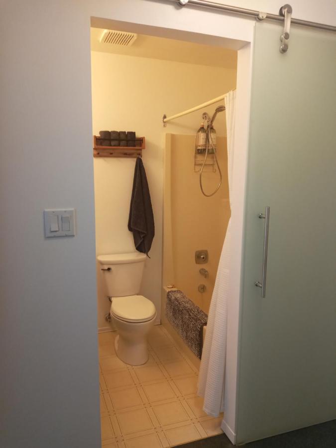 Village Center 2 Bedroom Condo Big White Ski Resort Exterior photo
